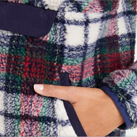 Vineyard Vines Tartan Sherpa Popover NEW- Size Small - Picture 4 of 11